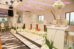 Exotic Plaza Hotel