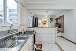 2BR apt W/balcony 220m Bombas Fdl103