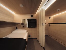 GettSleep Madrid Capsules - Terminal T4S, Departures