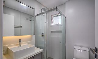 Modern 3BR apt Near the Beach Ema0201