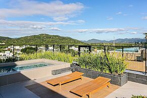 Apartment With/pool in Jurere Internacional Epc204