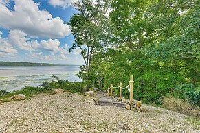 River Views + Wraparound Deck: Dubuque Getaway