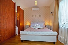 Villa Aclando With Private Swimming Pool