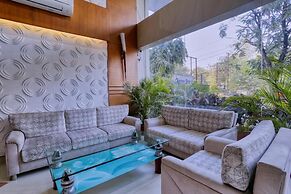 Hotel Amrit Residency