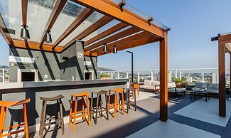 Complete Studio Next to Pucrs Con408