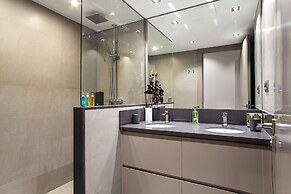 Elegant Eixample Apartment Nicely Decorated