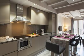 Elegant Eixample Apartment Nicely Decorated