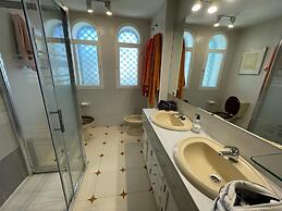 Spacious House w/ Private Pool Next to Golf Club
