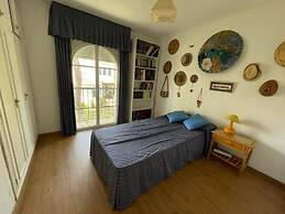 Spacious House w/ Private Pool Next to Golf Club