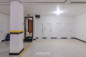 3BR Seafront apt w/ BBQ in Itapema Con0101