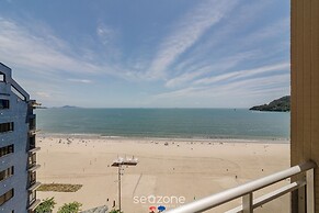 3BR Beachfront apt w/ sea View Cet802
