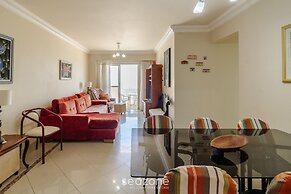 3BR Beachfront apt w/ sea View Cet802