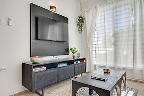 Luxury Condado Apt Walk to the Beach Pool