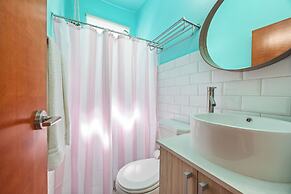 Luxury Condado Apt Walk to the Beach Pool