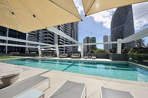 Avani 906 Central Broadbeach