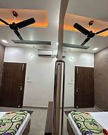 The Divine Cloud Inn