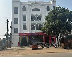 The Divine Cloud Inn