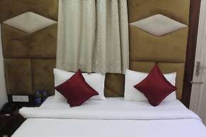 Puri Hotel Manjulata Residency