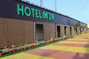Puri Hotel Manjulata Residency