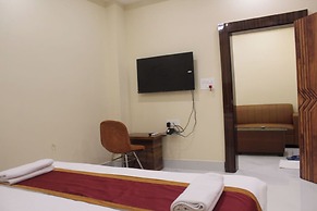 Puri Hotel Manjulata Residency