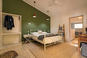 Beach House Beau Vallon