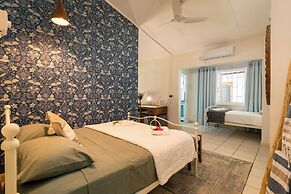 Beach House Beau Vallon