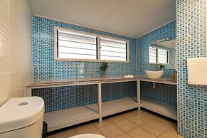 Beach House Beau Vallon