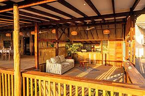 Beach House Beau Vallon