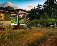 Beach House Beau Vallon