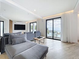 Breeze House 1 by Atlantic Holiday