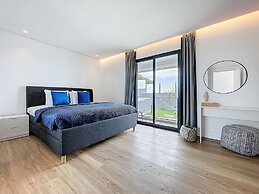 Breeze House 1 by Atlantic Holiday