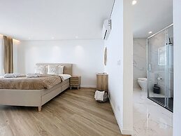 Breeze House 1 by Atlantic Holiday