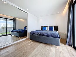 Breeze House 1 by Atlantic Holiday