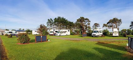 Carters Beach Top 10 Holiday Park