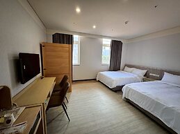 Chuanfu Shimen Hotel
