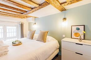 Quiet Apartment 1br/4p - Place des Victoires