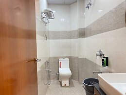 New Crown Plaza