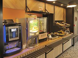 BB HOTEL Carcassonne Rocadest La Cite