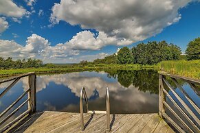 Serene Home w/ Deck, Pond & Mtn Views in Jefferson
