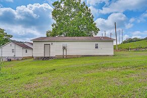 4 Mi to Ohio River: Quiet Guest House w/ Yard!