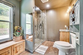Hike, Fish & Relax: Kickapoo River Cabin!