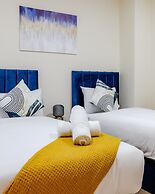 Comfy Apartments in Queensway