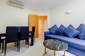 Comfy Apartments in Queensway