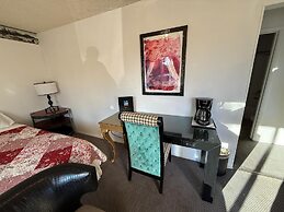 Columbia Inn Motel CA 49