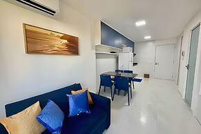 Compact Tambau