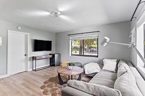 Spacious Apartment with Free Parking