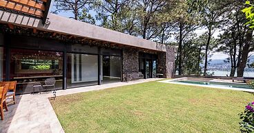 Pedacito de Lago - Lakeview Home