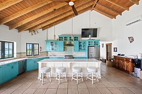 Alta Bella Villa w Nordic Spa Concierge