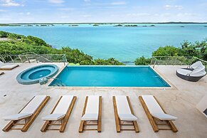 Alta Bella Villa w Nordic Spa Concierge