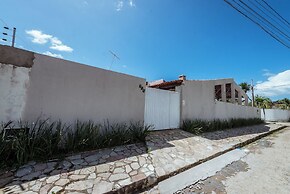 Casa c 4 su tes Piscina Churrasqueira e Garagem